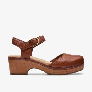 Women's Paizlee Bay Tan Leather Clogs