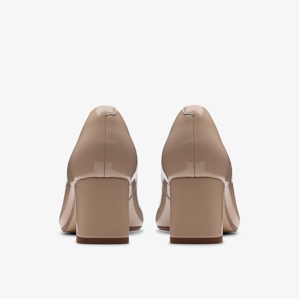 WOMENS Fernie Court Sand Patent Court Shoes - Image 5
