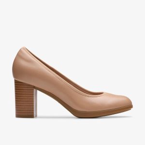 Women's  Bayla Carly Warm Beige Leather Pumps